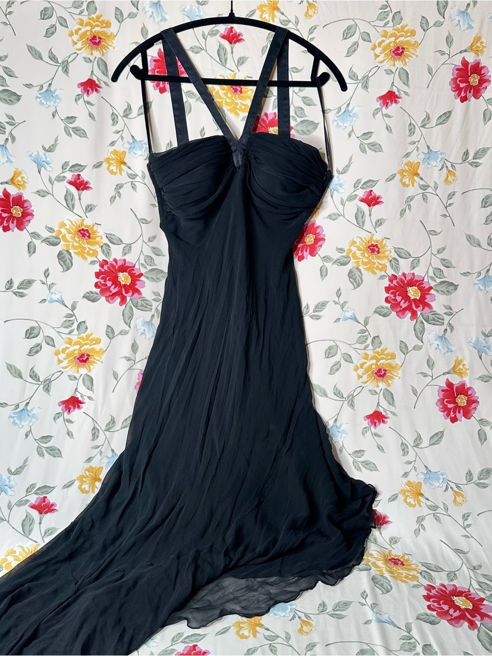 Black V-Neck Chiffon Asymmetrical Hem Evening Dress
